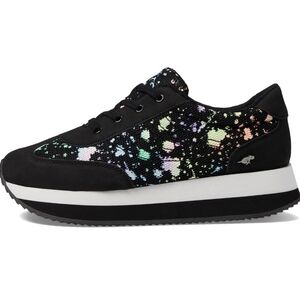 Gently worn Rocket Dog Women's Rapid Sneaker